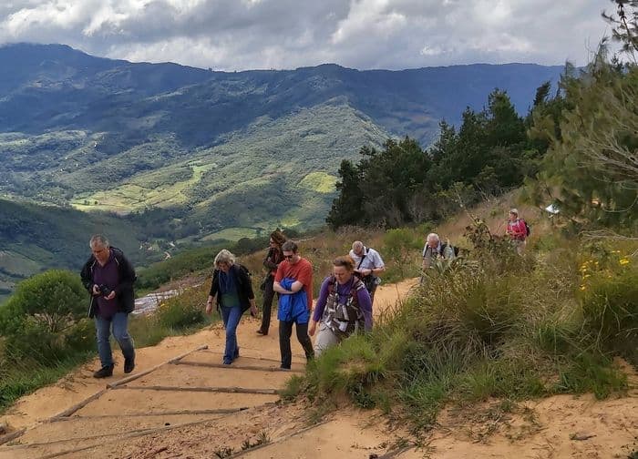 Unterwegs zu den Ruinen von "e