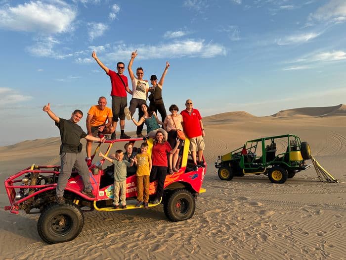 Dunes de sable à l’oasis de la Huachina